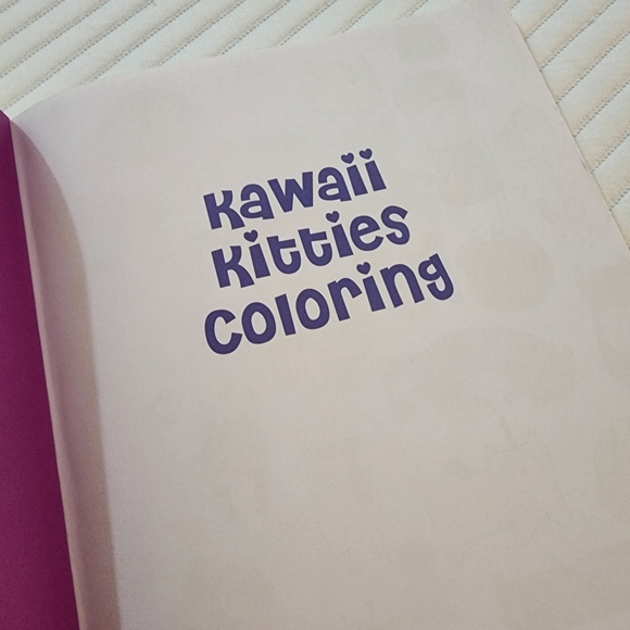 Kawaii kitties coloring book - Picture 8 of 12